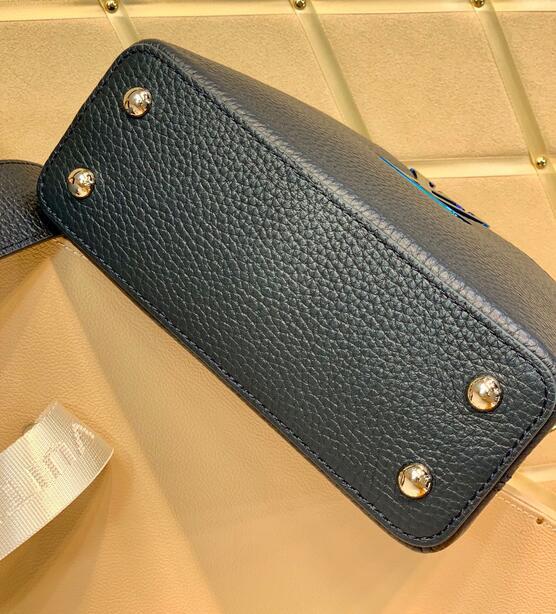 Luxe Touch Bags -   2964