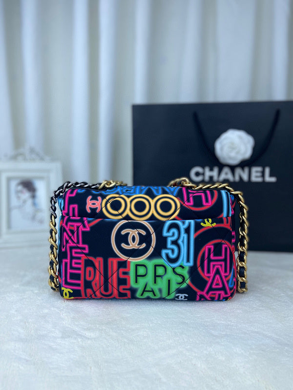 Luxe Touch Bags 

 -  Bags - 3396