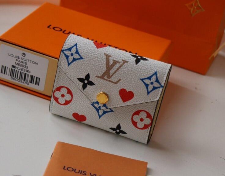 Luxe Touch Bags -   2687