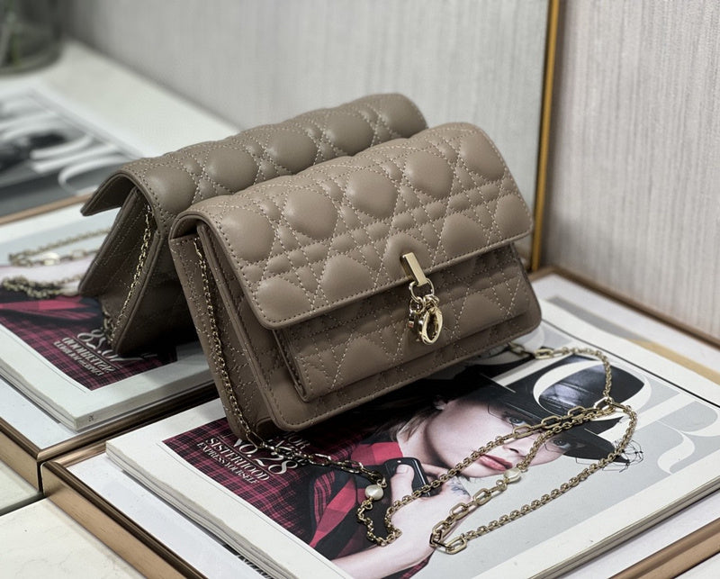 LTB - Luxe Touch Bags - 2197