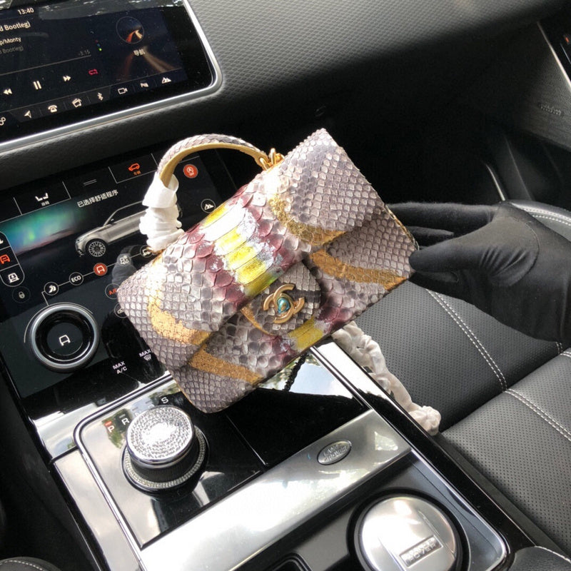 Luxe Touch Bags 

 -  Bags - 2943