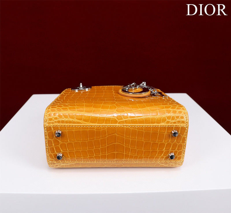 LTB - Luxe Touch Bags - 1651