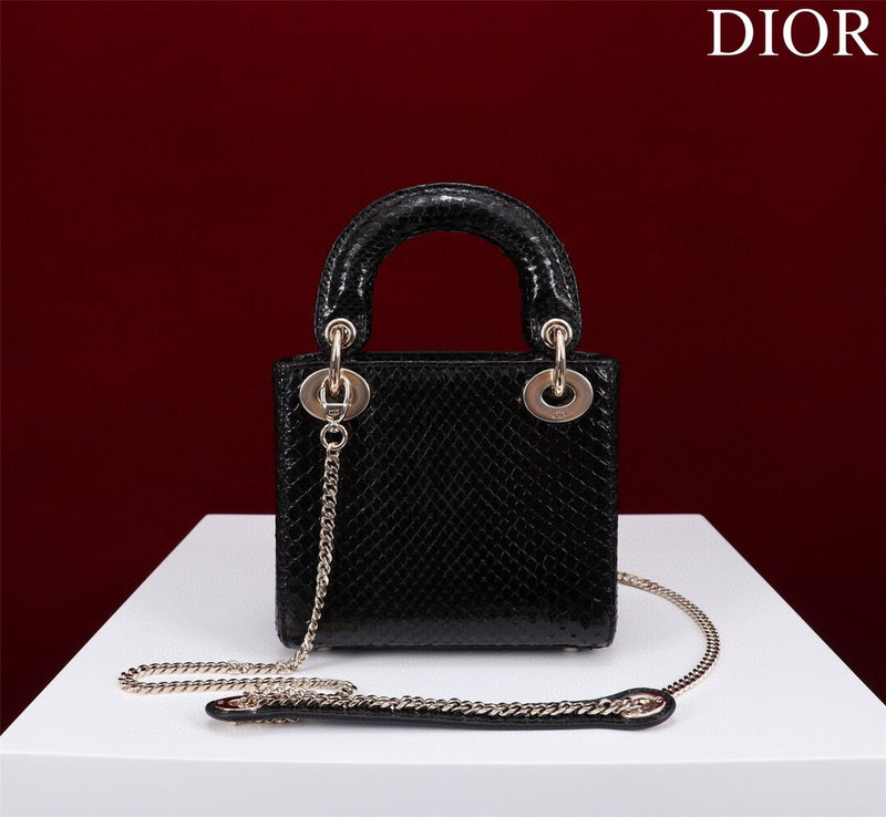LTB - Luxe Touch Bags - 102