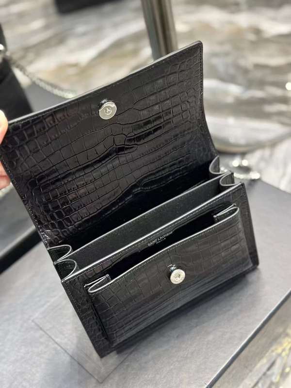 Luxe Touch - SLY Bags 638