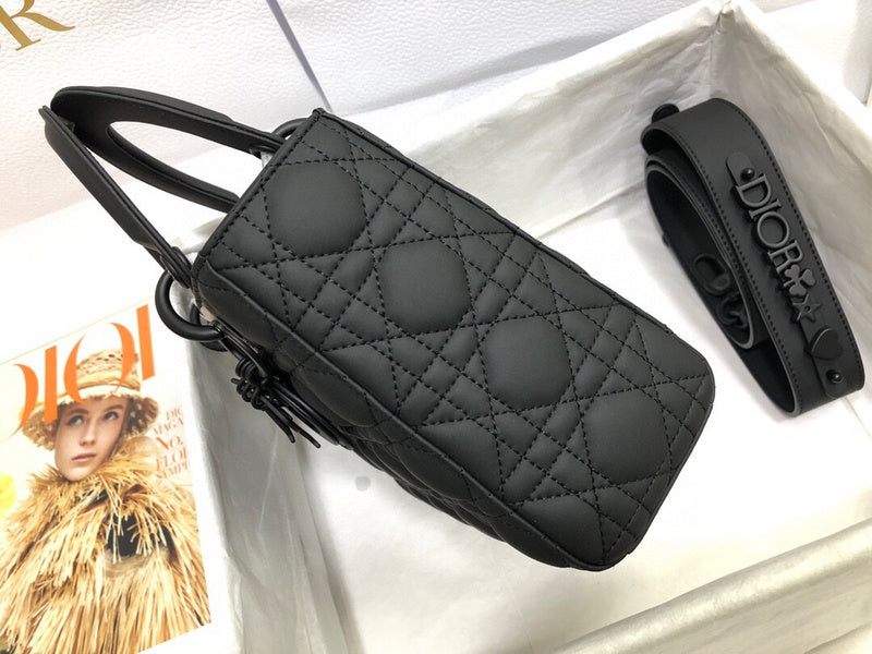 LTB - Luxe Touch Bags - 1603