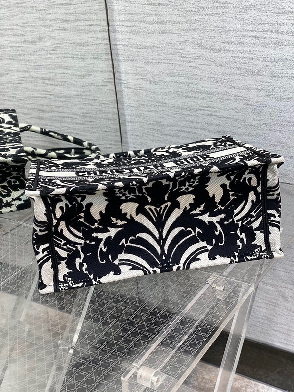 LTB - Luxe Touch Bags - 1623