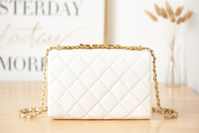 Luxe Touch Bags 

 -  Bags - 2866