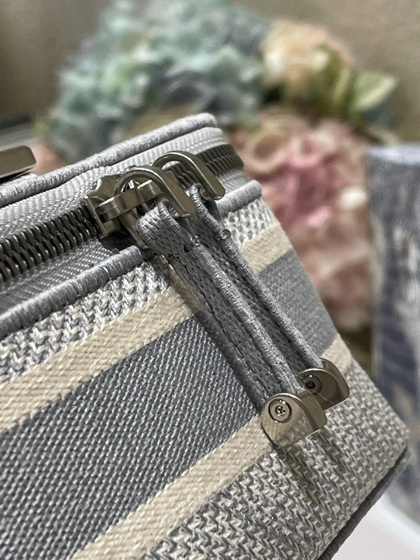 LTB - Luxe Touch Bags - 1955
