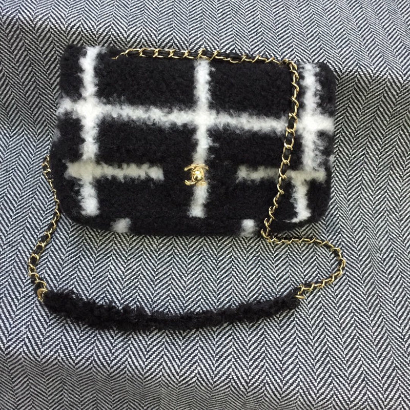 Luxe Touch Bags 

 -  Bags - 3486
