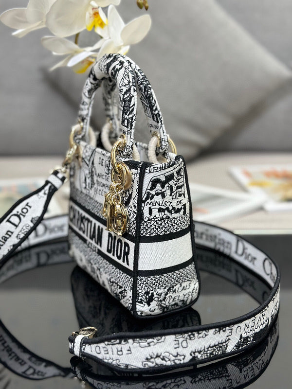 LTB - Luxe Touch Bags - 220