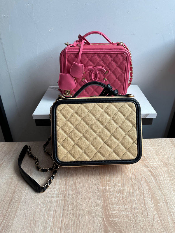 Luxe Touch Bags 

 -  Bags - 2705