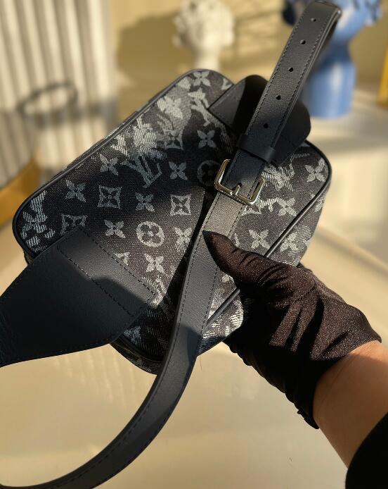 Luxe Touch Bags -   2593
