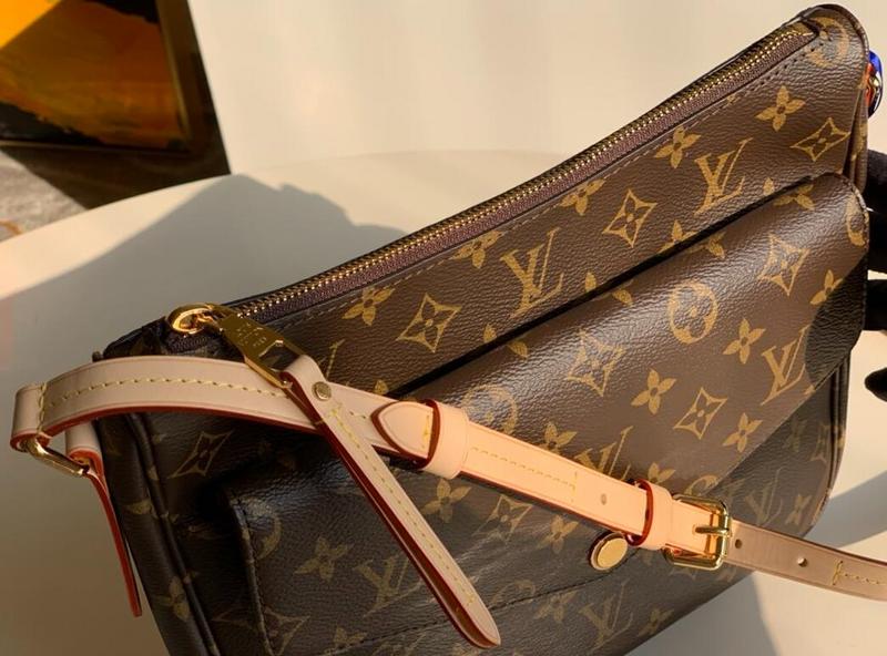 Luxe Touch Bags 

 - LTB Bags - 2604