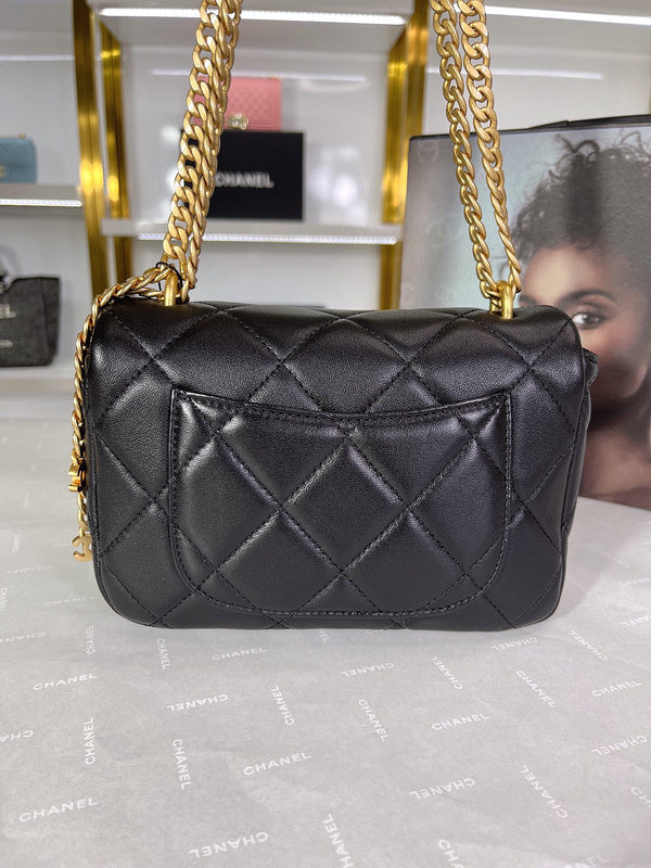 Luxe Touch Bags 

 -  Bags - 3370