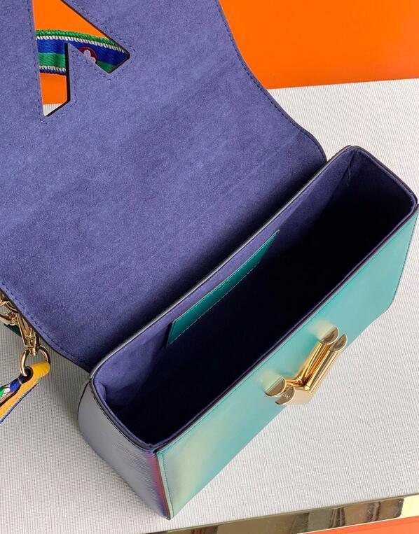 Luxe Touch Bags -   3150
