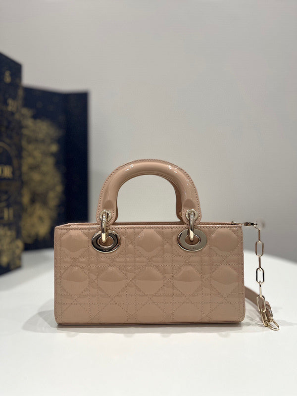 LTB - Luxe Touch Bags - 689