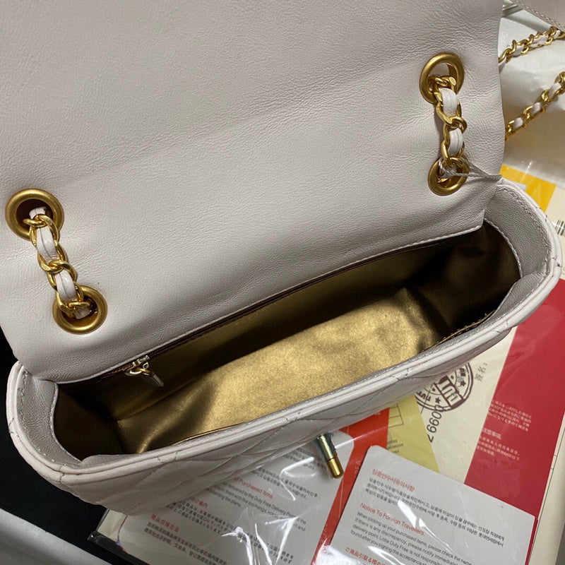 Luxe Touch Bags 

 -  Bags - 3358