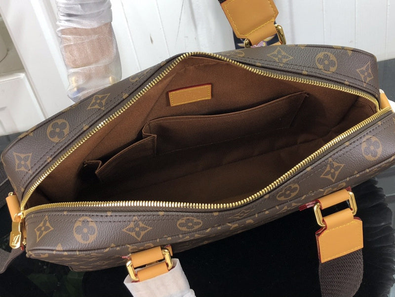 Fashion Luxe Touch bags - 2943