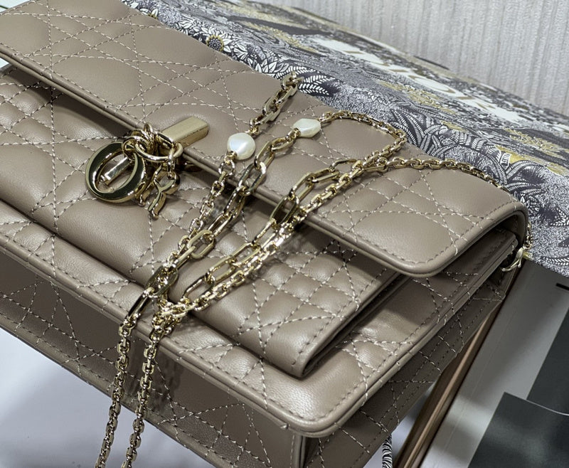 LTB - Luxe Touch Bags - 2197