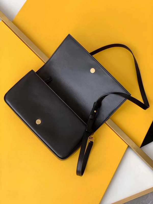 Luxe Touch - SLY Bags 134
