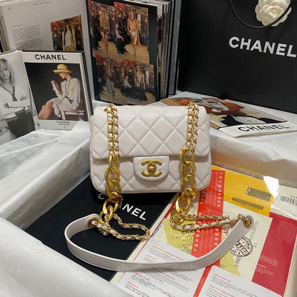 Luxe Touch Bags 

 -  Bags - 3358