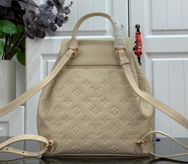 Luxe Touch Bags -   2530
