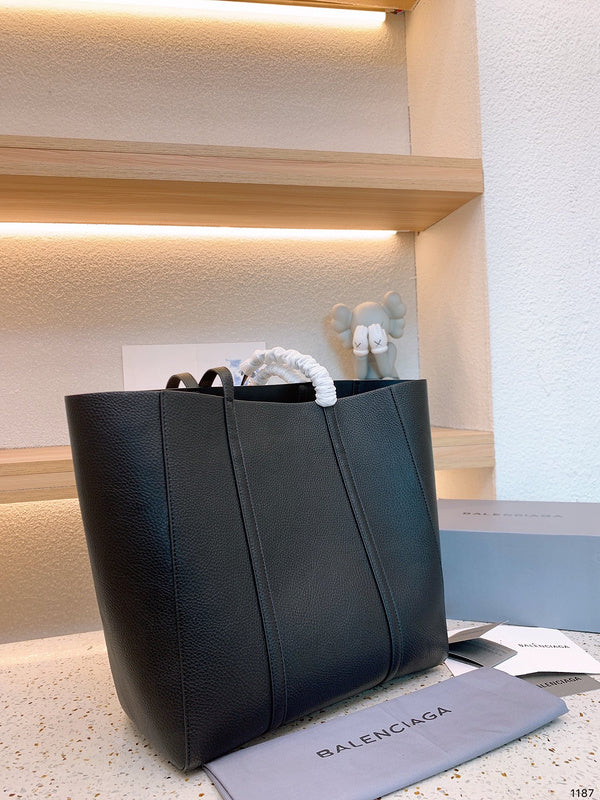 Luxe Touch Fashion - BGA Bags - 1588