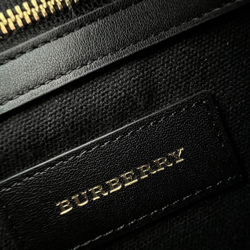 Luxe Touch Fashion -BBR Bags - 008
