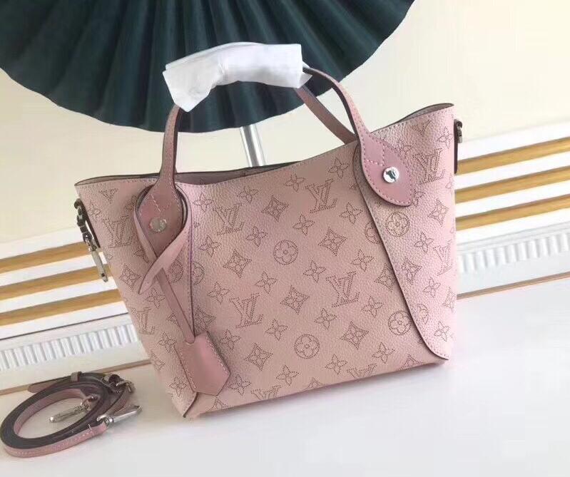 Luxe Touch Bags -   2723