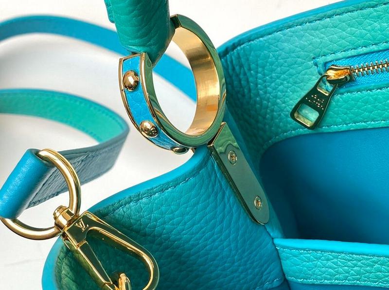 Luxe Touch Bags -   2625