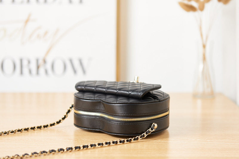 Luxe Touch Bags 

 -  Bags - 3019