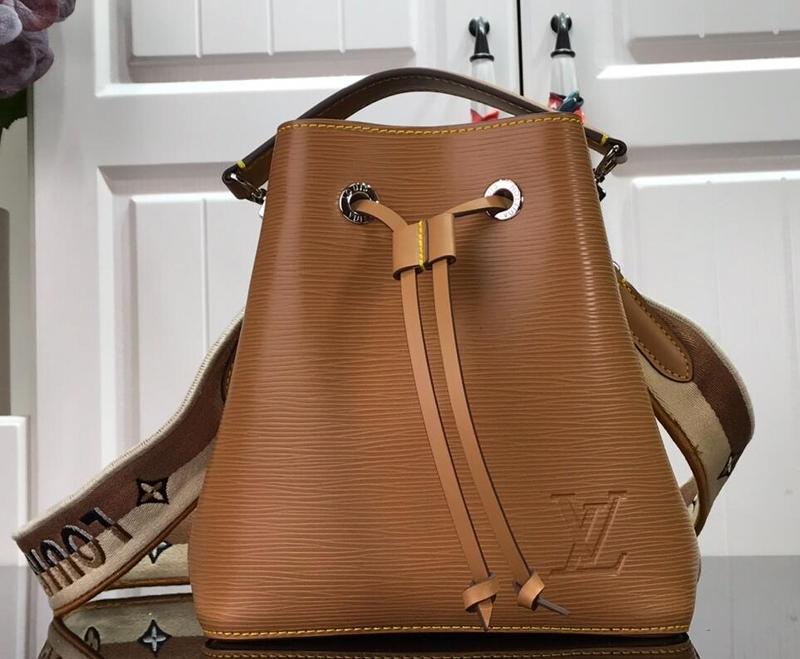 Luxe Touch Bags -   2454
