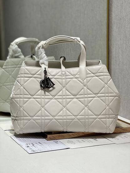 LTB - Luxe Touch Bags - 1567