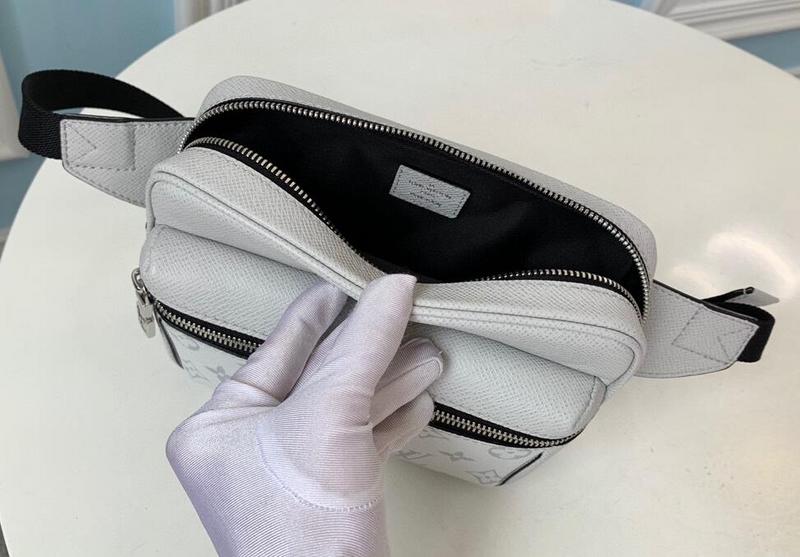 Luxe Touch Bags -   2909
