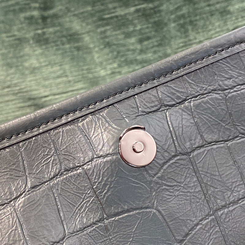 LTB - SLY Bags 369