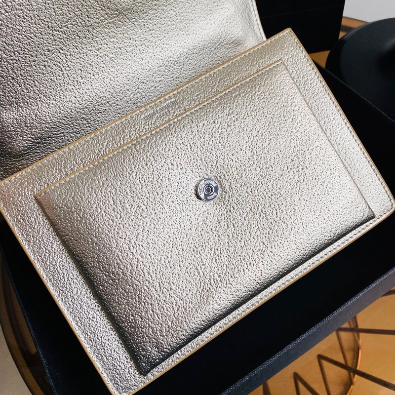Luxe Touch - SLY Bags 458