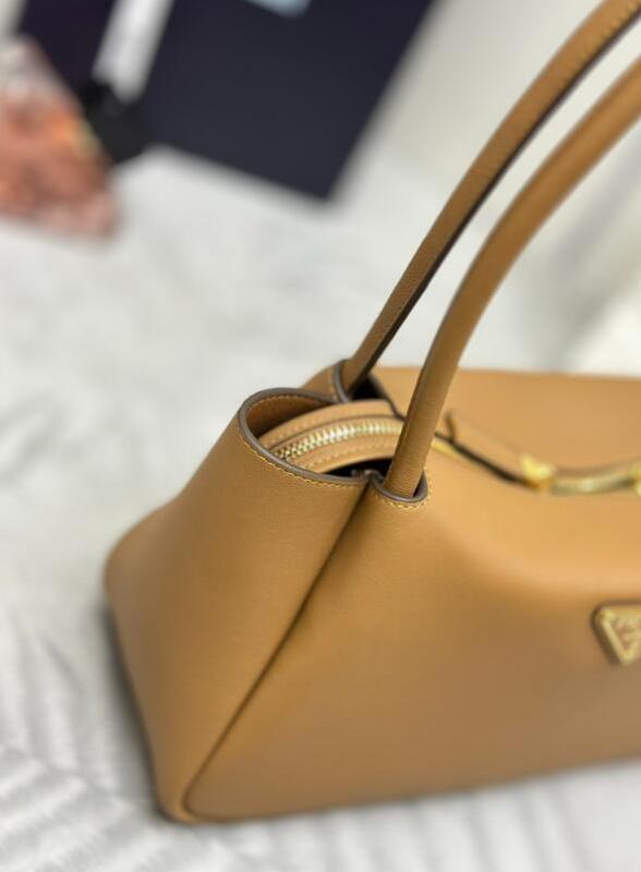 Luxe Touch Bags 

 - PD Bags - 020