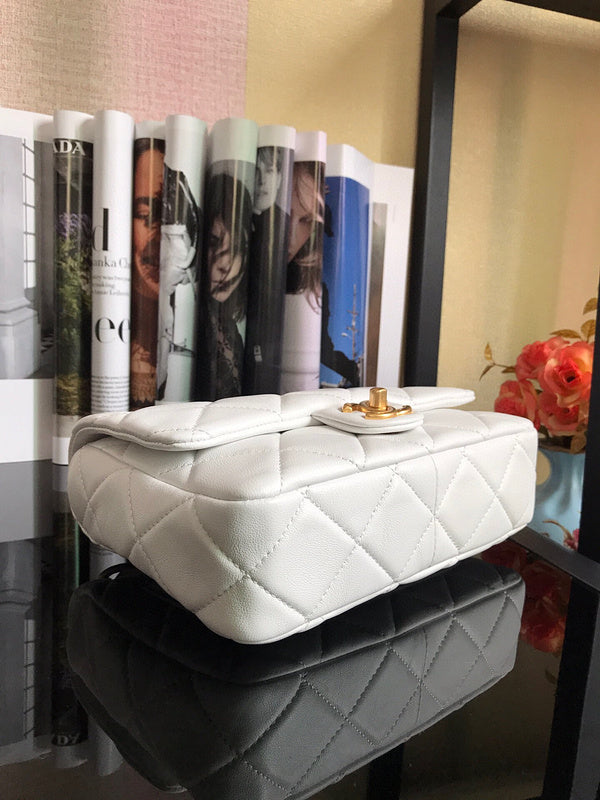 Luxe Touch Bags 

 -  Bags - 3459