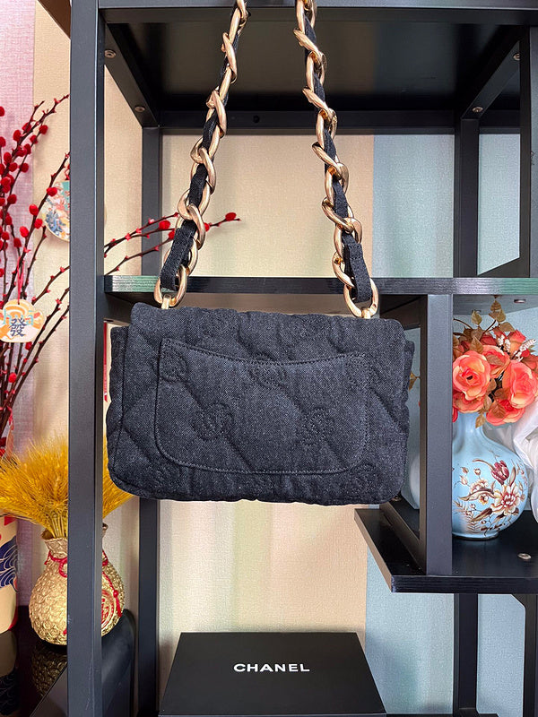 Luxe Touch Bags 

 -  Bags - 3250