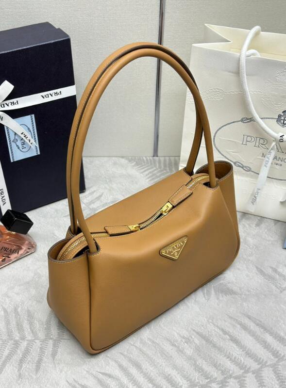Luxe Touch Bags 

 - PD Bags - 020