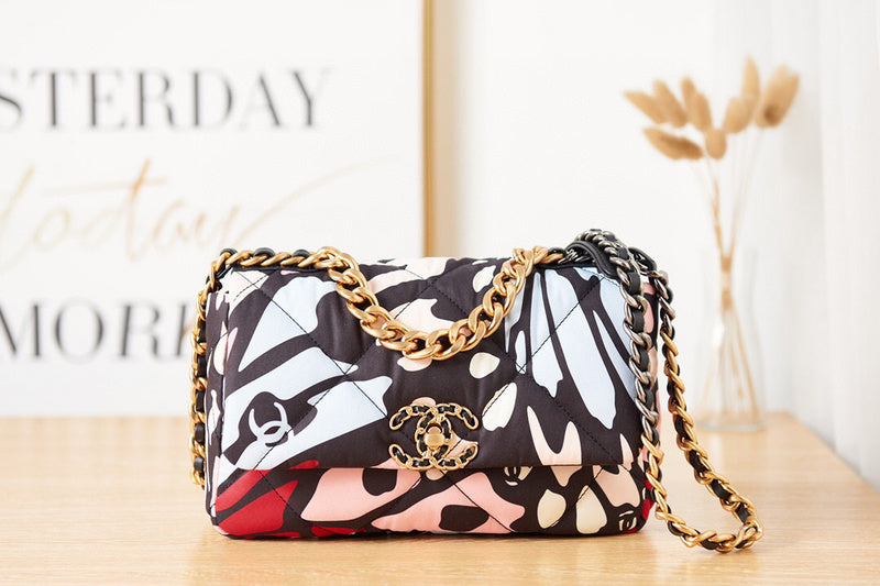 Luxe Touch Bags 

 -  Bags - 3305
