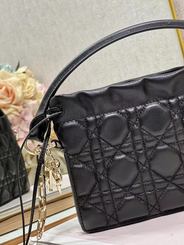 LTB - Luxe Touch Bags - 1657