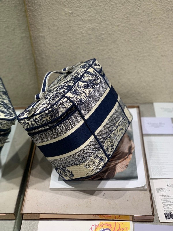 LTB - Luxe Touch Bags - 1972