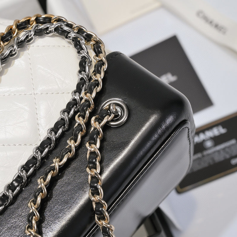 Luxe Touch Bags 

 -  Bags - 3031
