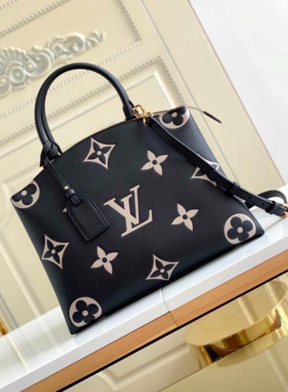 Luxe Touch Bags -   2142