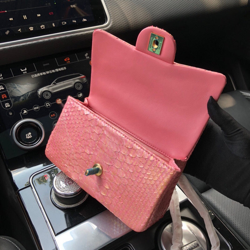 Luxe Touch Bags 

 -  Bags - 2922