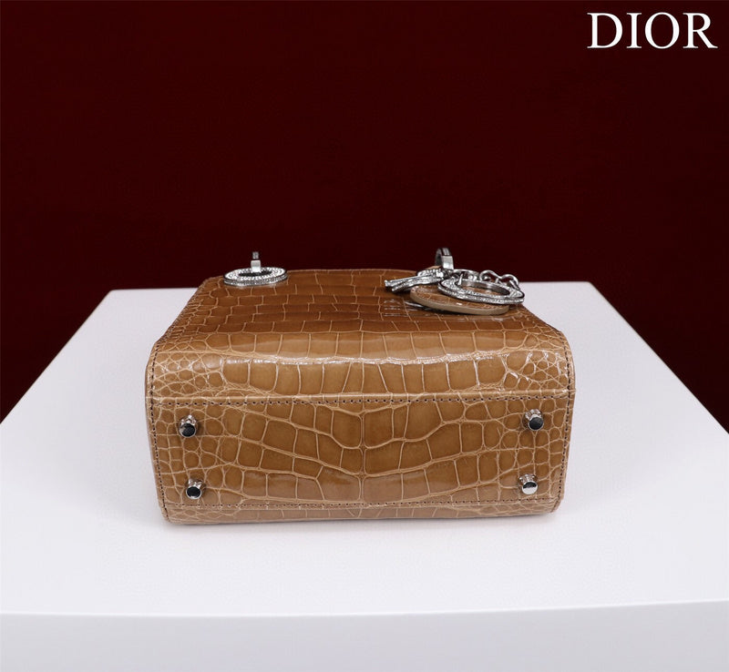 LTB - Luxe Touch Bags - 1660