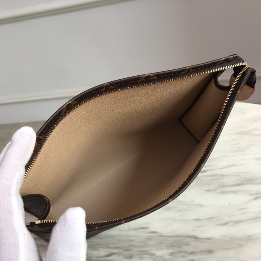 Luxe Touch Bags