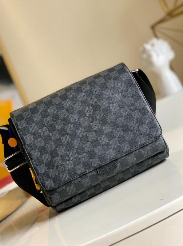 Luxe Touch Bags -   2633