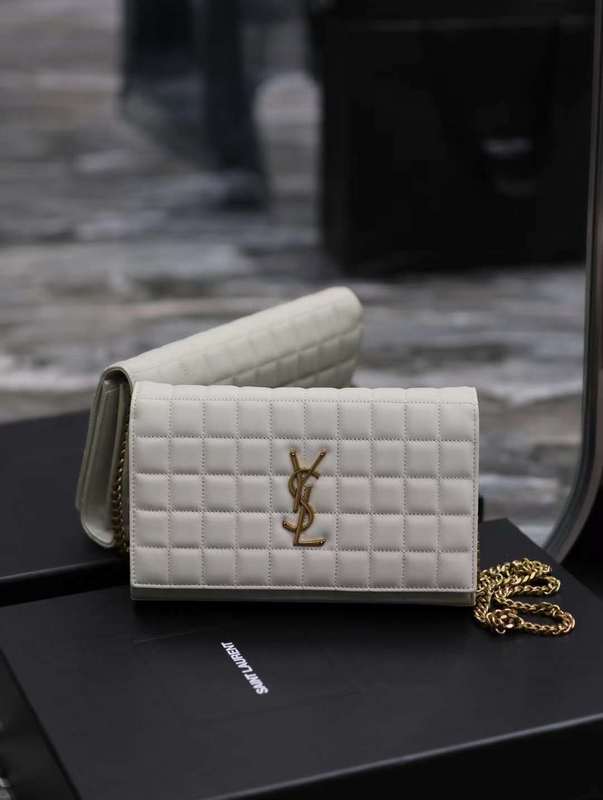 Luxe Touch - SLY Bags 669
